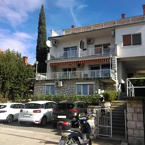 Deniz Apartment